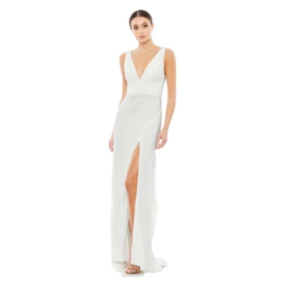 Mac Duggal 12336 Faux Wrap V-Neck Slit Jersey‎ Gown White
SZ 4 $298 - Picture 1 of 6